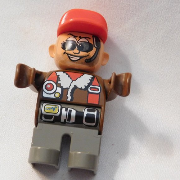 Vintage Lego Duplo Helicopter Pilot Mini Figure - Picture 1 of 3